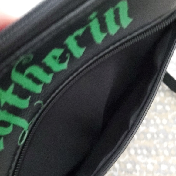 Harry Potter Slytherin  Loungefly Crossbody Bag. - Picture 4 of 9